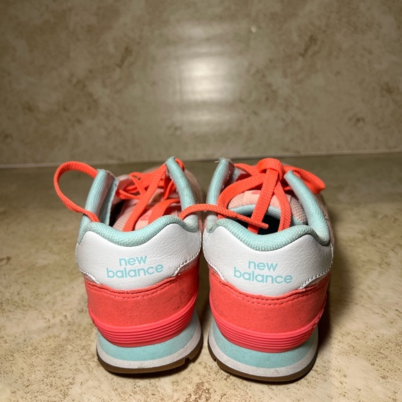 New Balance - Picture 3 of 3